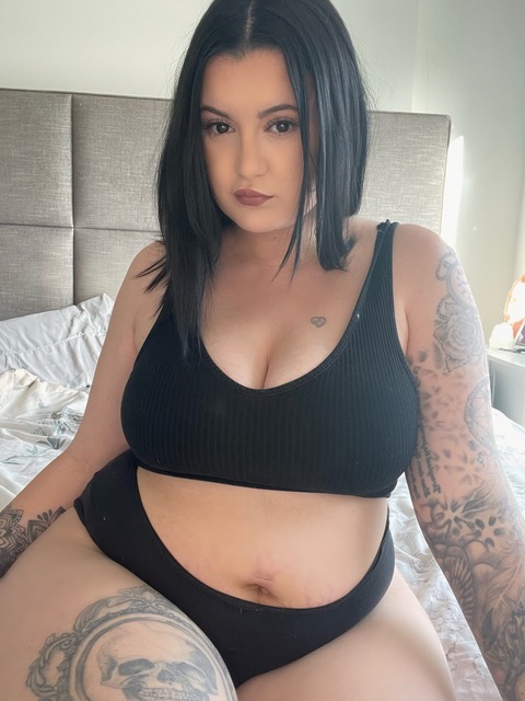 Boobsandbourbon OnlyFans Profile Photos And Links OnlyAccounts Io