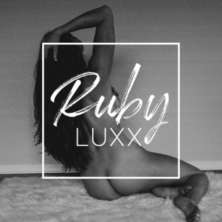 rubyluxxofficial on onlyfans