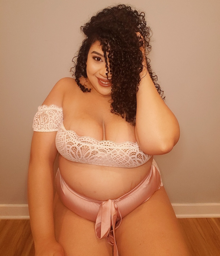amorousangelica on onlyfans