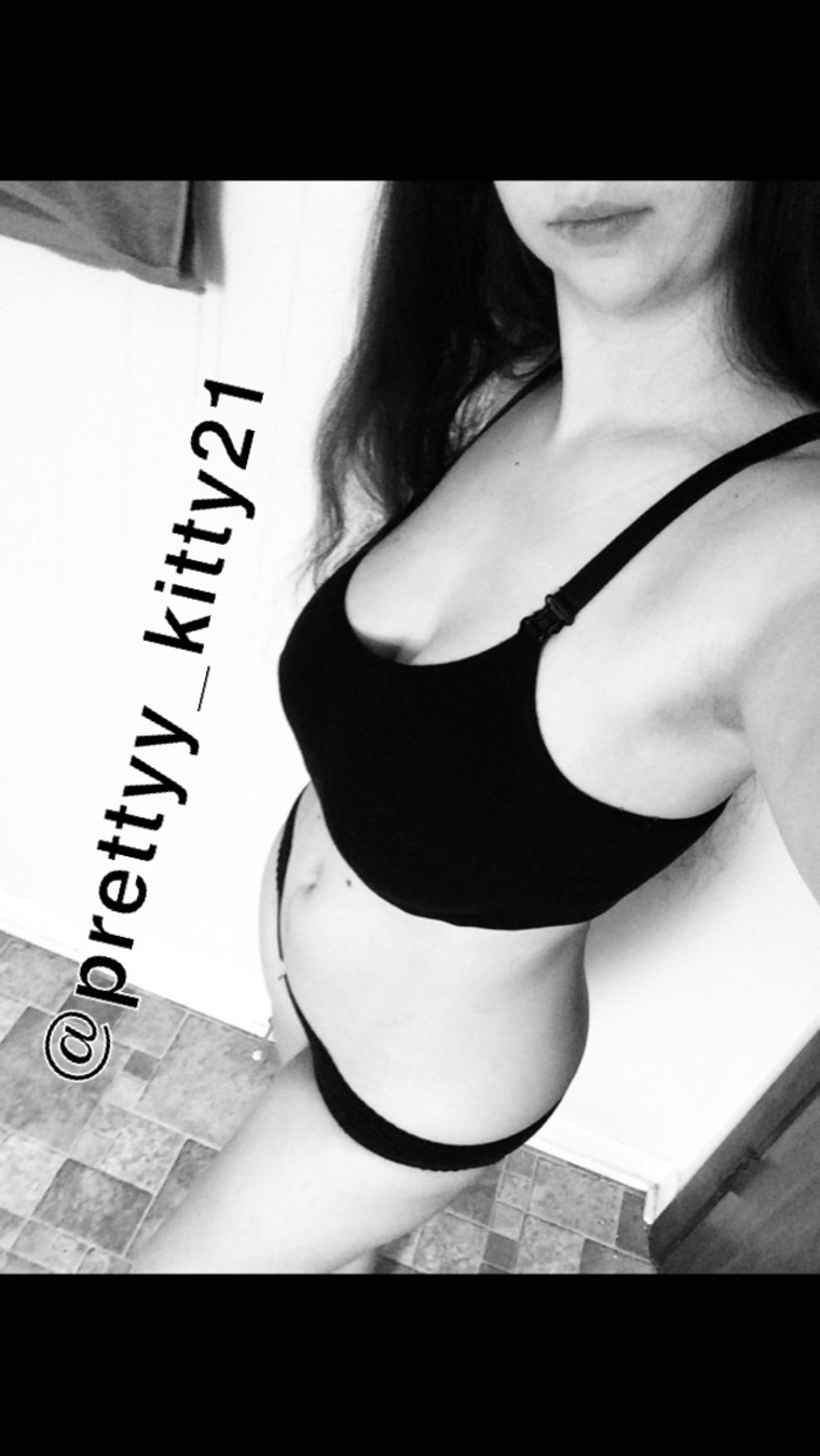 prettyy_kitty21 on onlyfans