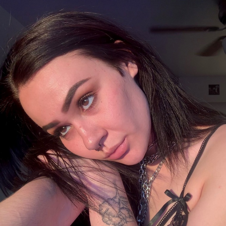 emmyseven on onlyfans