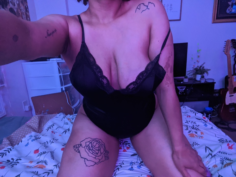 angelwingsandsexthings on onlyfans