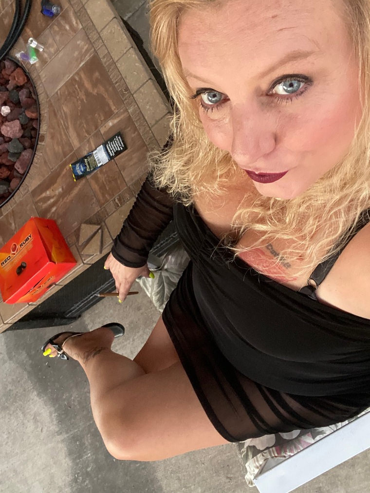sweetesthangsfeet on onlyfans