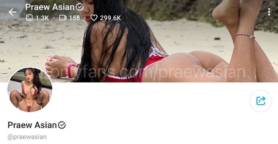 2. Praew Asian – Exotic Asian OnlyFans Babe Ready To Chat All Night